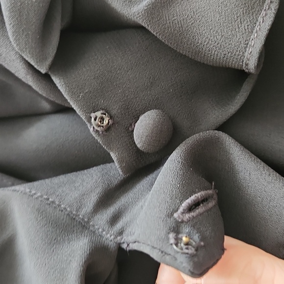 Liz Claiborne $5 - Picture 7 of 10